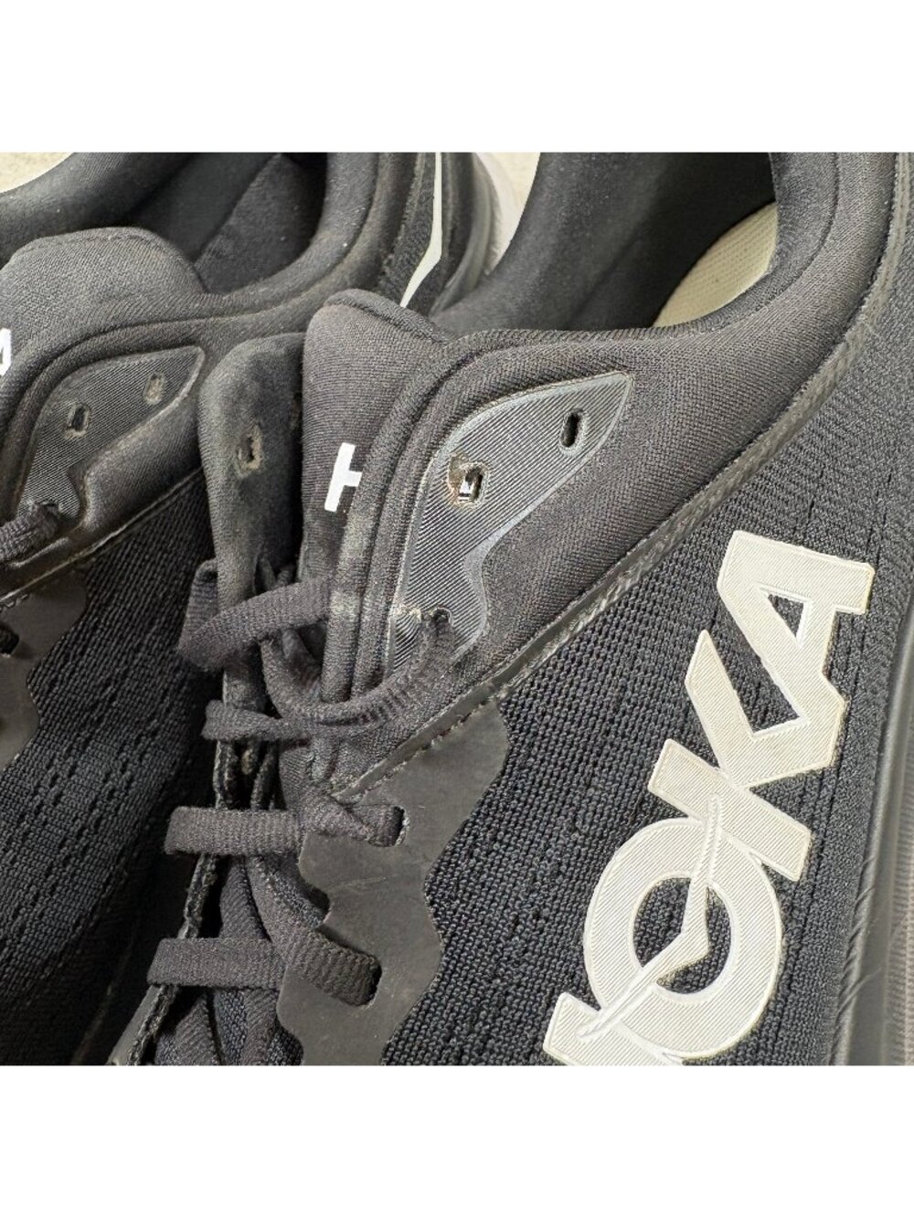 Hoka One One Bondi 8 Running Shoes - Men's Size 14 D - Black - Picture 9 of 12